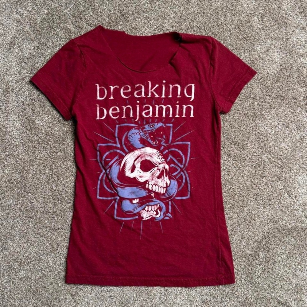 RED BREAKING BENJAMIN SHORT SLEEVE TOP